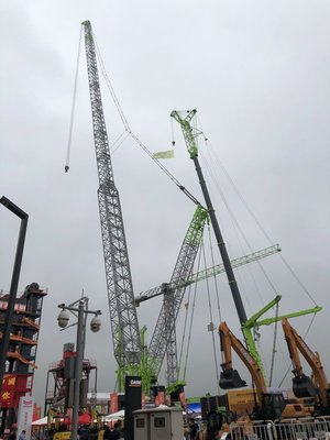 中聯(lián)重科4.0智能精品亮相2019長(zhǎng)沙展