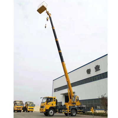 汽車起重機 全新產品下線 勁爆發售吊車價格 凱馬吊車 濟寧吊車廠家 年底鉅惠